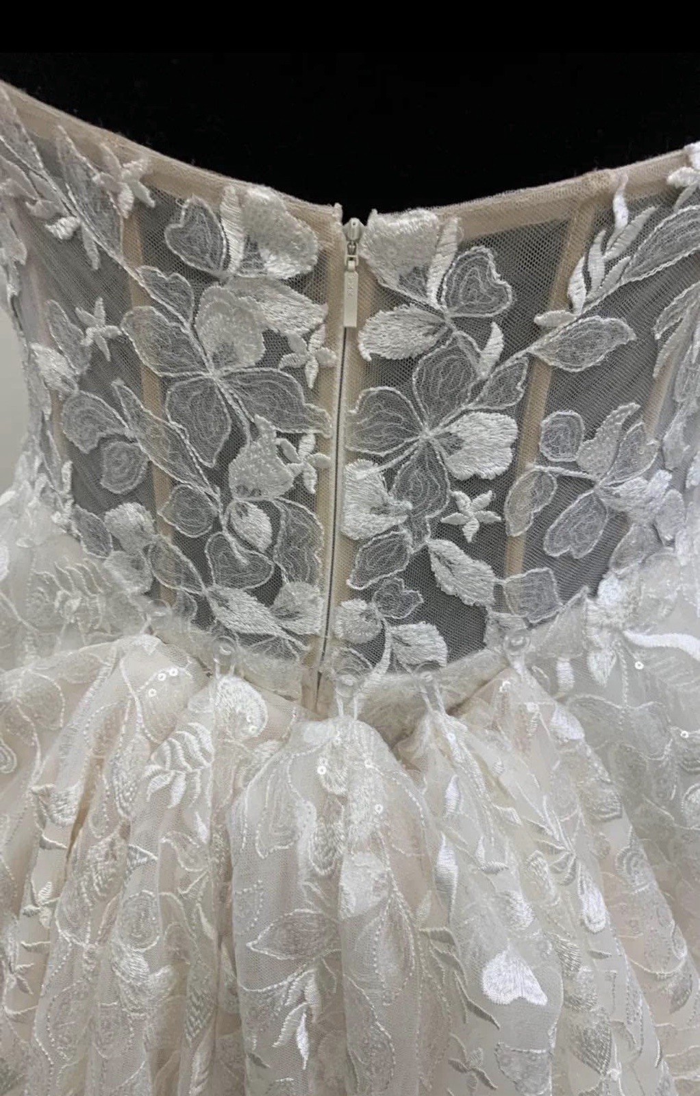 Casablanca Bridal “Addilyn” Wedding Dress – Street Size 20 Label Size US 28