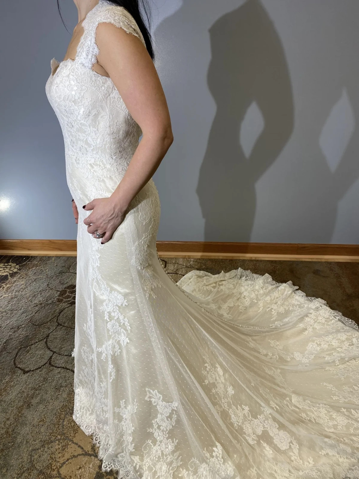 Matthew Christopher Violet Wedding Dress 8-12 Champange Silk Lace Keyhole