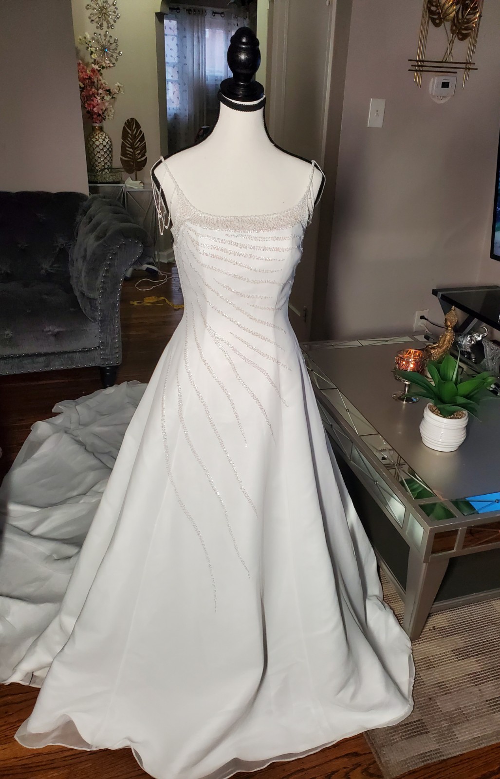 Moonlight Elegant White Wedding Dress Size 4 Retail $5,000