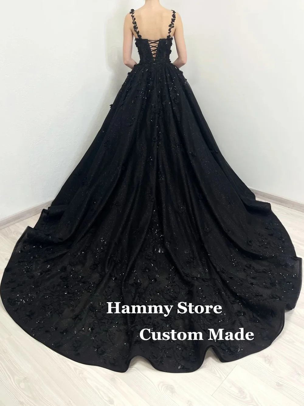 Luxury Black Wedding Dress Customiz Spaghetti Straps Sweetheart Sparkling Flower
