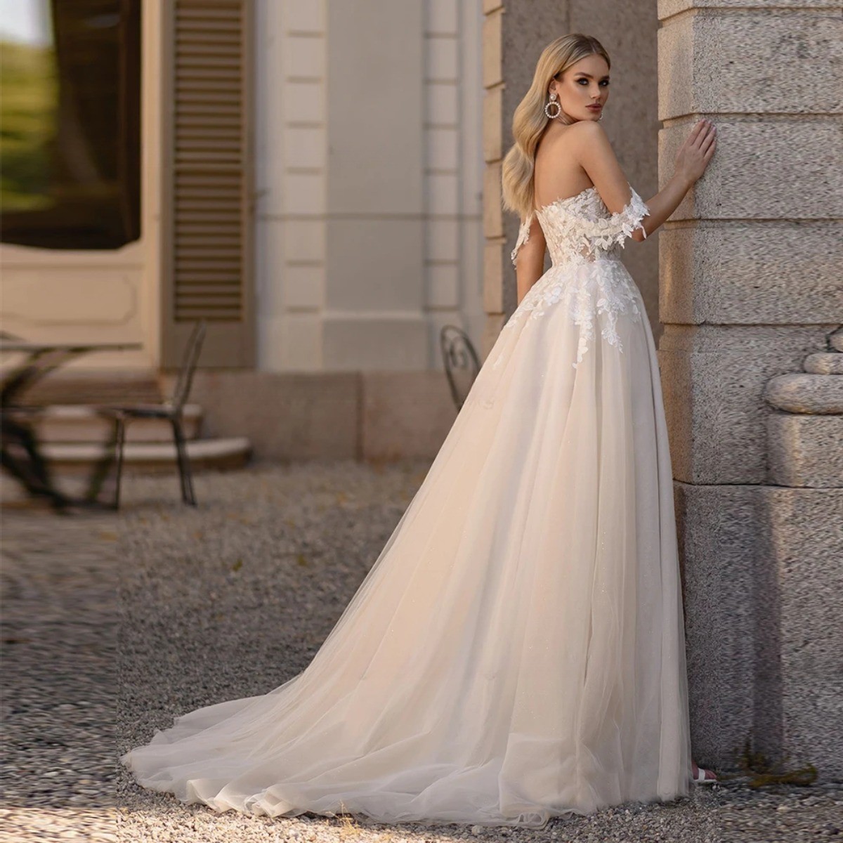 Lace Wedding Dresses Illusion Backless A-Line Tulle Bridal Gown With Train