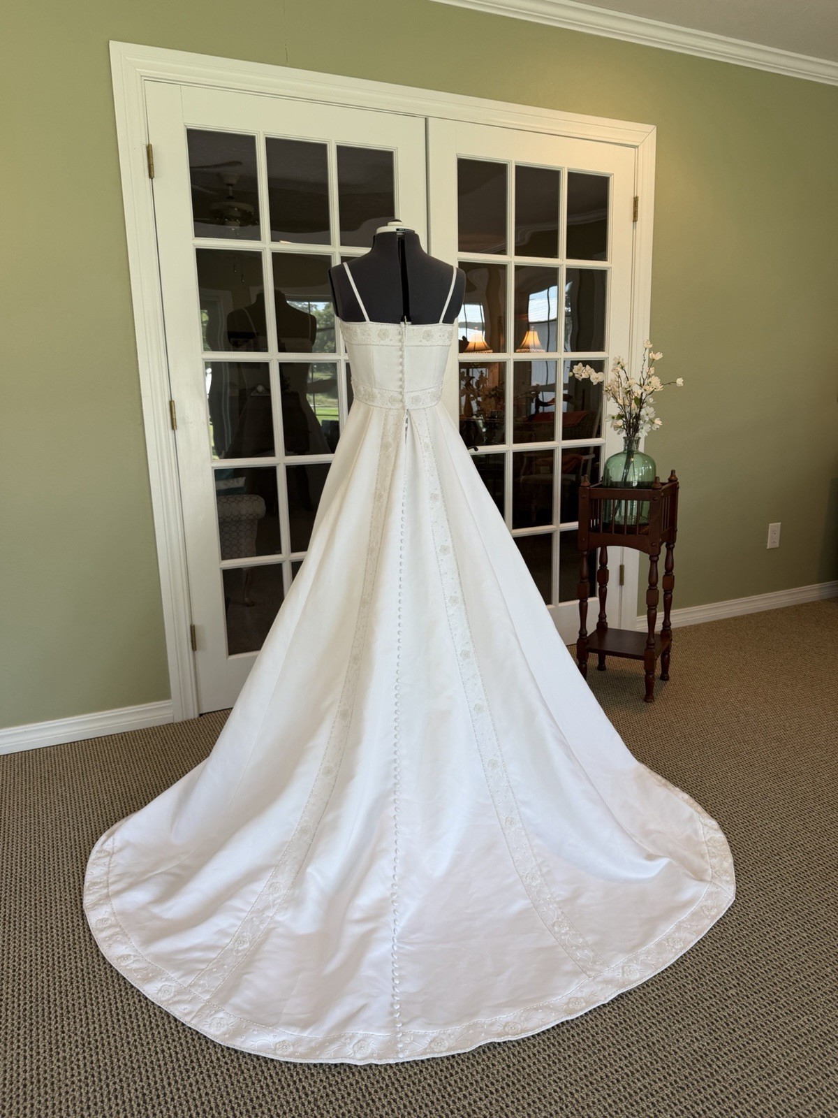 Alfred Angelo Beaded Ivory Wedding Dress Size 6 Size 8 Vintage 2000s A-Line