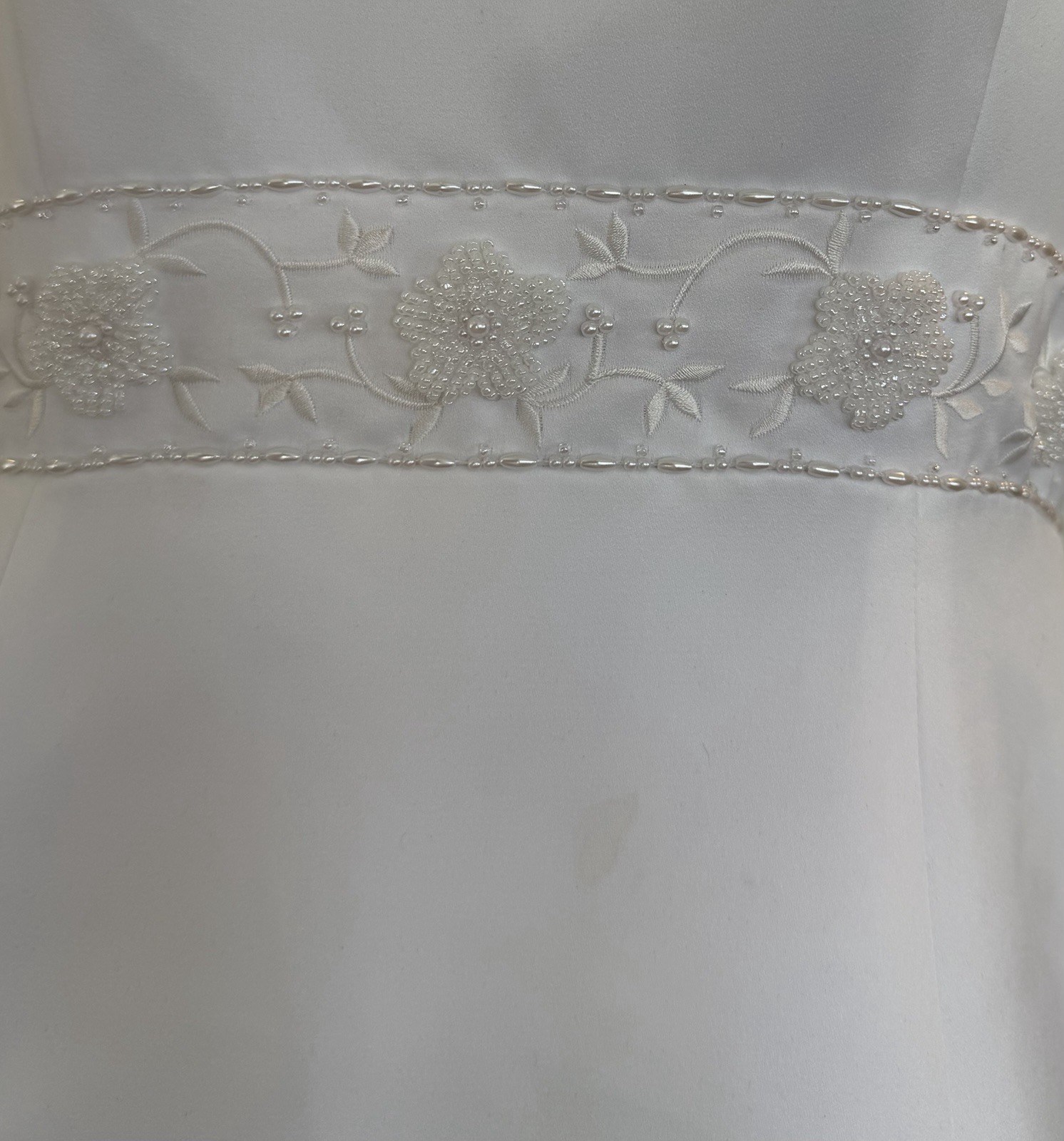Alfred Angelo Beaded Ivory Wedding Dress Size 6 Size 8 Vintage 2000s A-Line