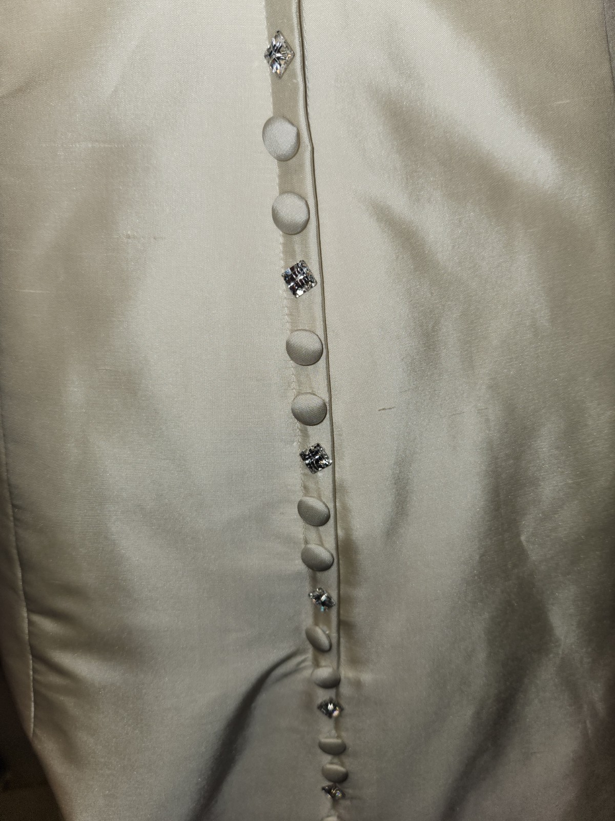2 Be Bride 100% SILK Ivory Wedding Gown* sz8 beaded & Covered Buttons*Very Gd!!