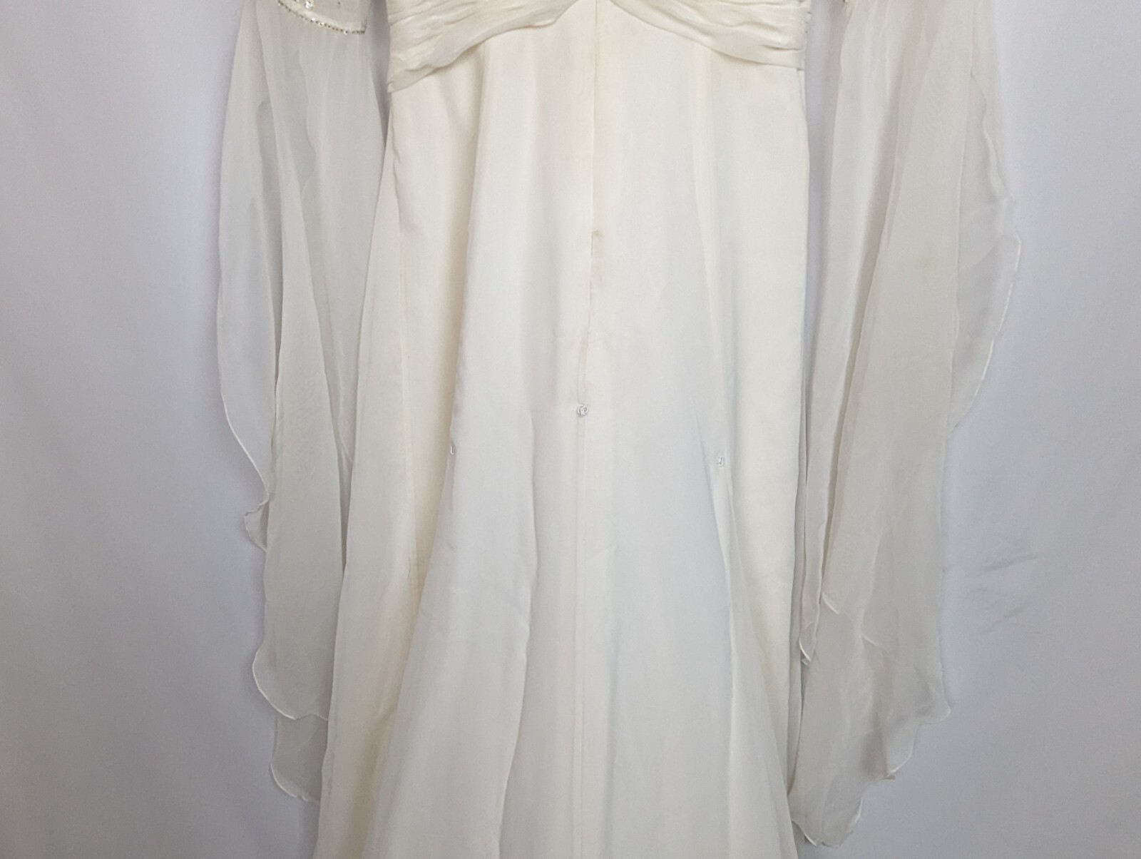 St. Patrick Sz 6 Ivory Wedding Gown Long Draped Sheer Sleeves Train Embellished