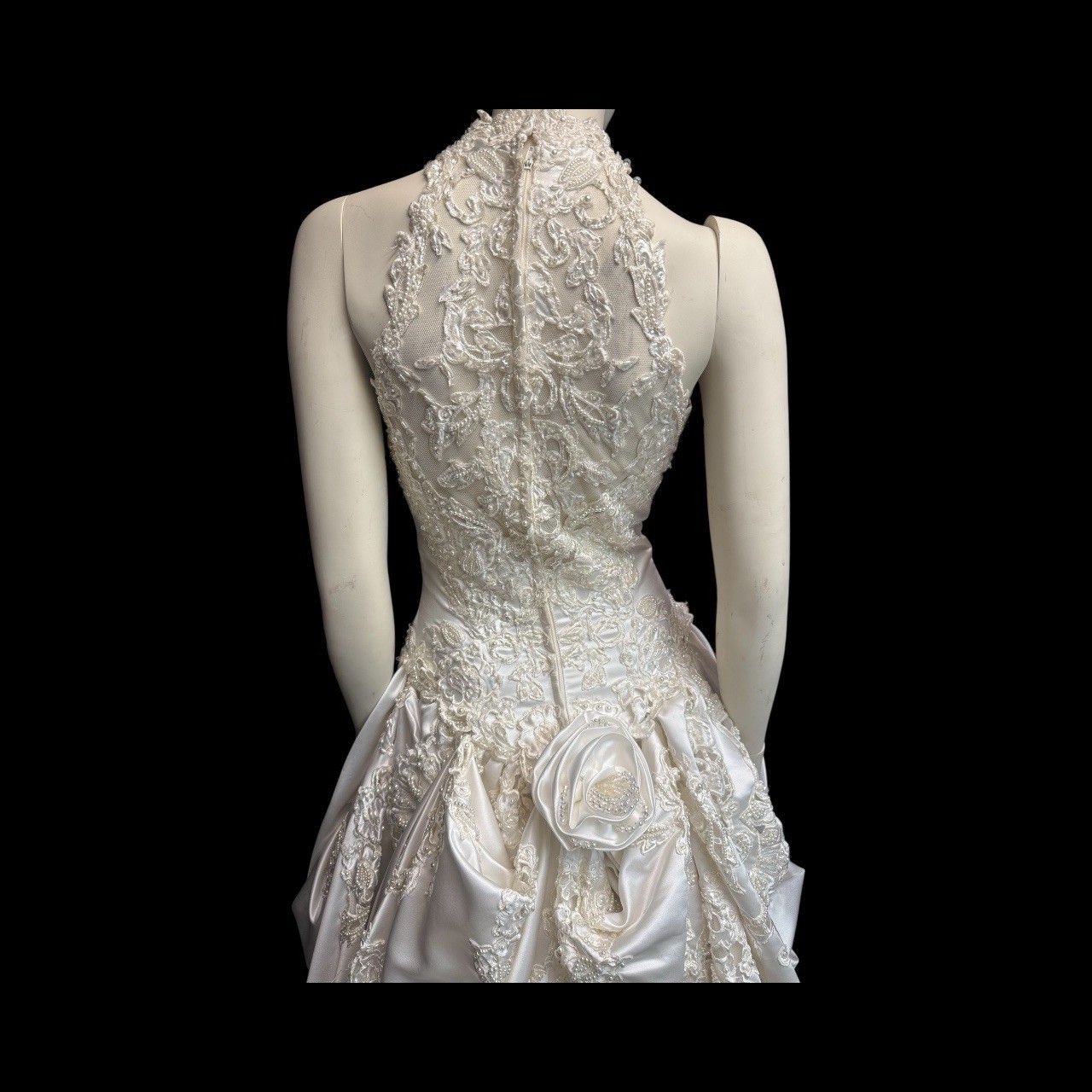 Mori Lee Halter Wedding Dress Size 10 Cream Bustle With Long Train Vintage