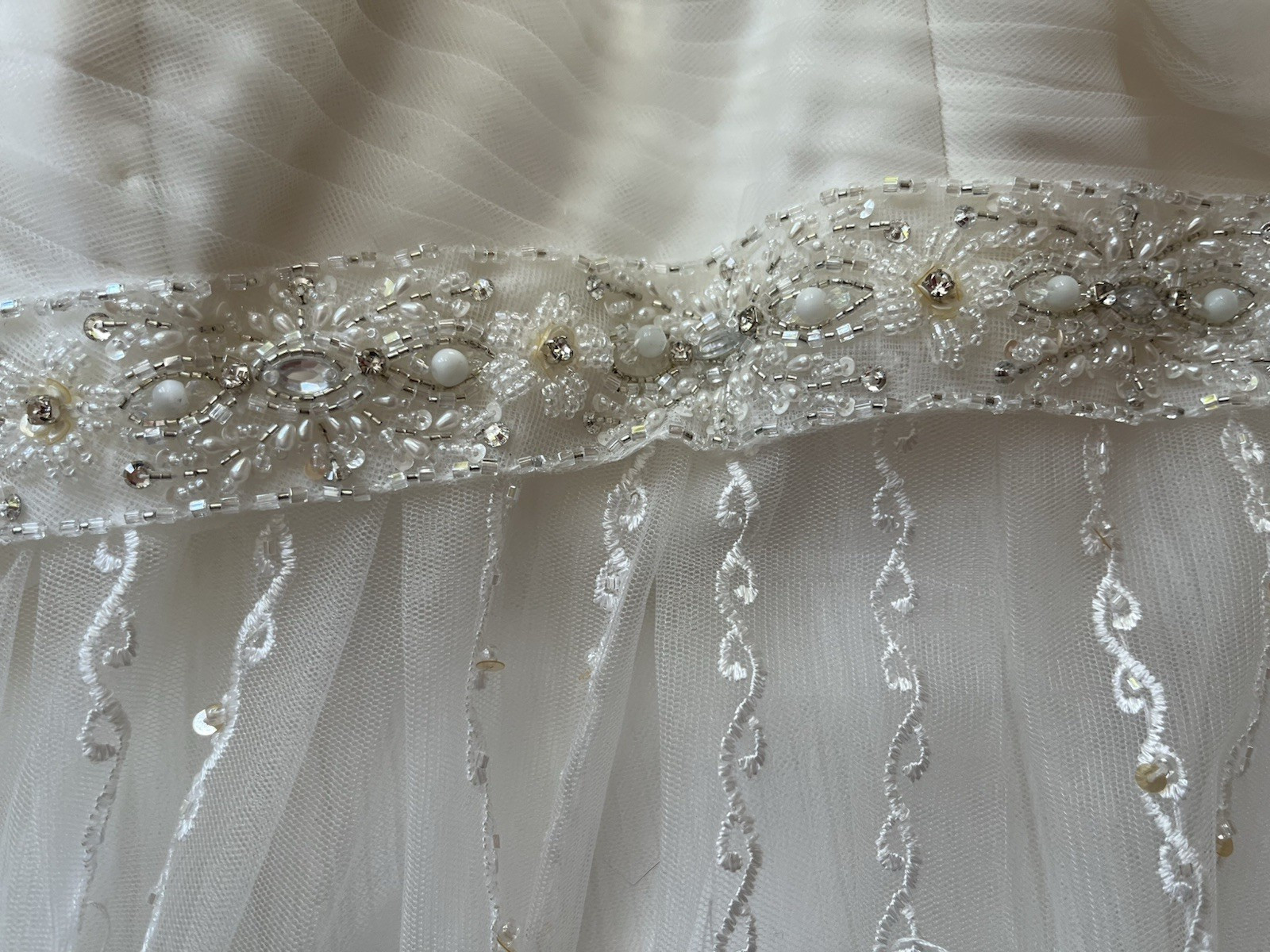 Pronovias Off-White Empire waist Strapless Belted Wedding Dress 8 or 10 beaded