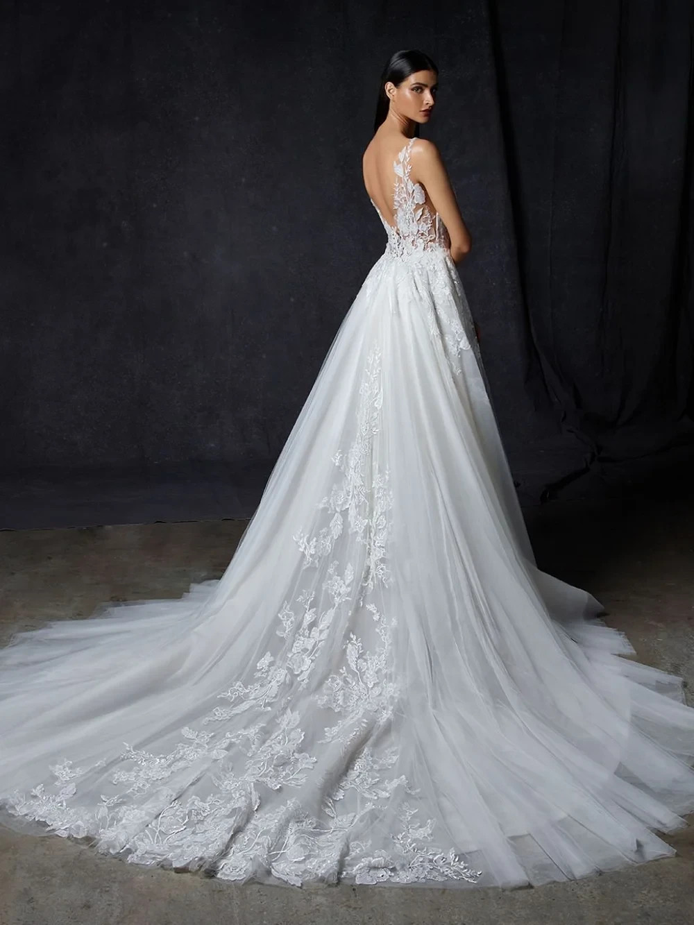 Enzoani Opus Wedding Dress – Ivory, Champagne, Nude – Size 12