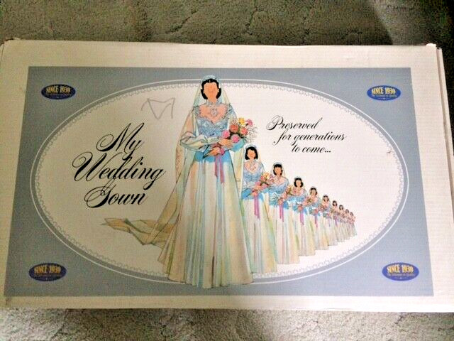 Venus Wedding Gown w/Veil Vintage 90’s Lace/Beaded/Pearled/Mermaid /ProPreserved