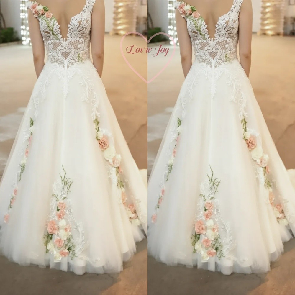 Romantic Boho Wedding Dresses Pink Floral Embroidered Lace A-Line Bridal Gowns