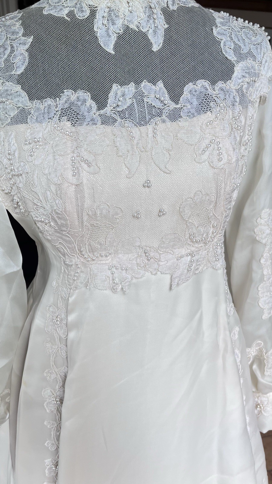 Vintage tan high Neck Long Sleeve Lace Beaded A-Line Wedding Dress Train