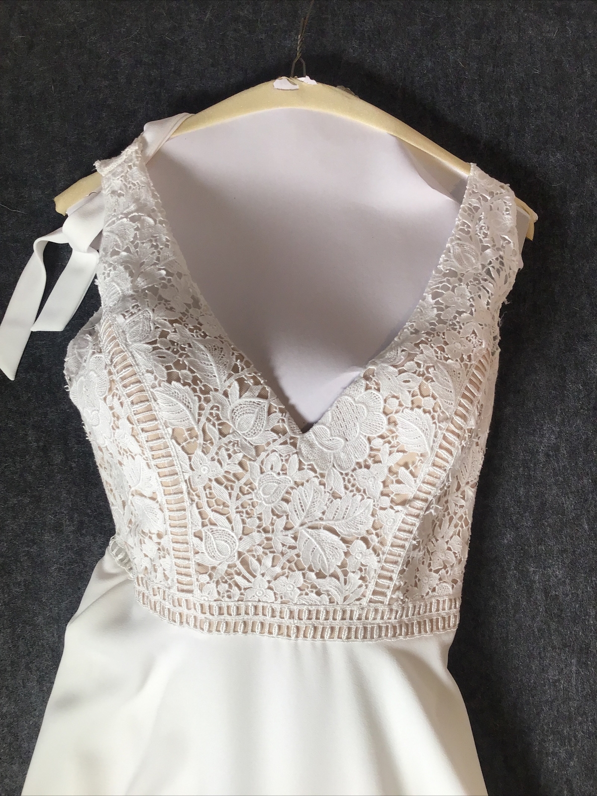 Marylise Embroidered ￼White Wedding Dress