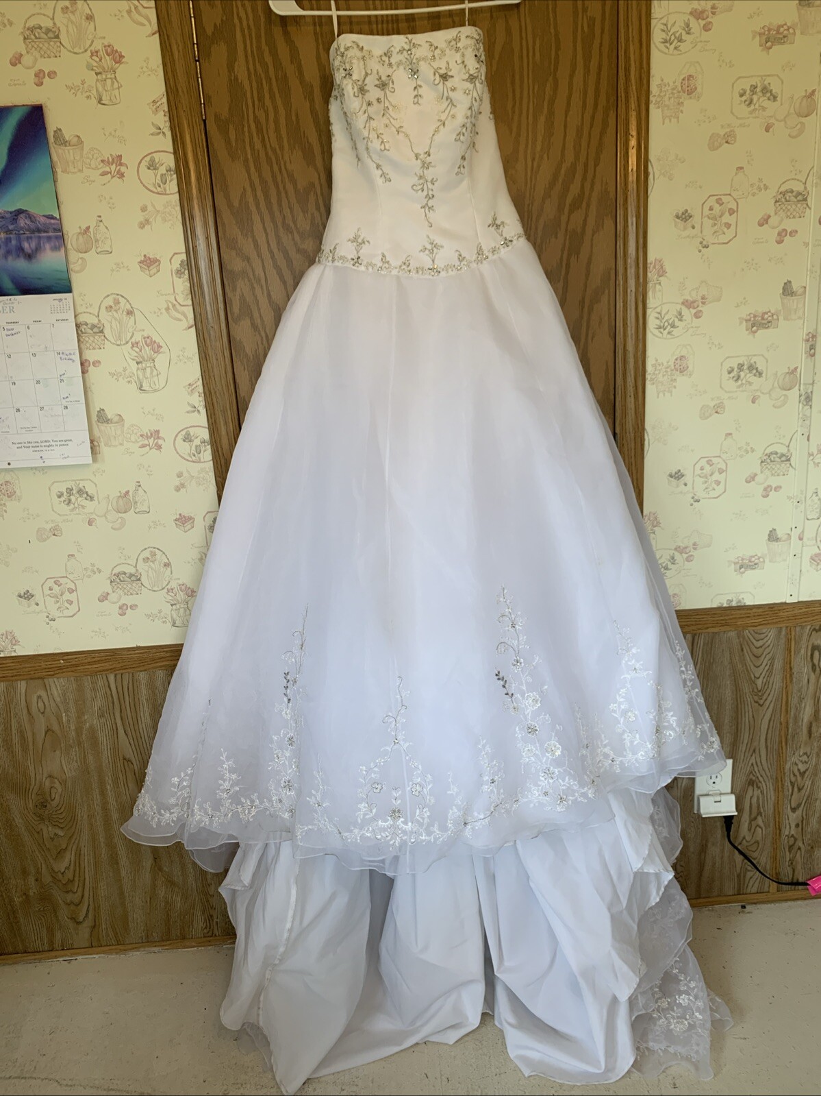 Casablanca Bridal Style 1690 White Size 6 But Altered Hippy Cinderella Strapless