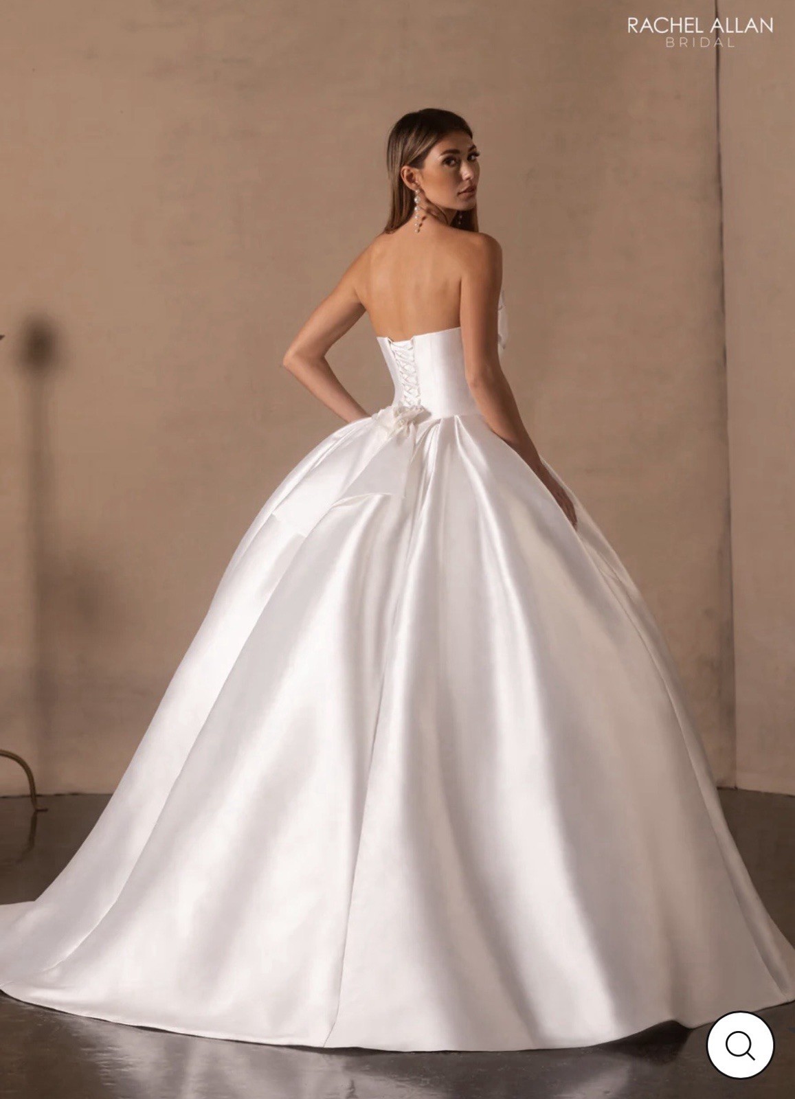 Rachel Allan RB6175 Ruffled Sweetheart Fitted Bodice Wedding Dress Size 6
