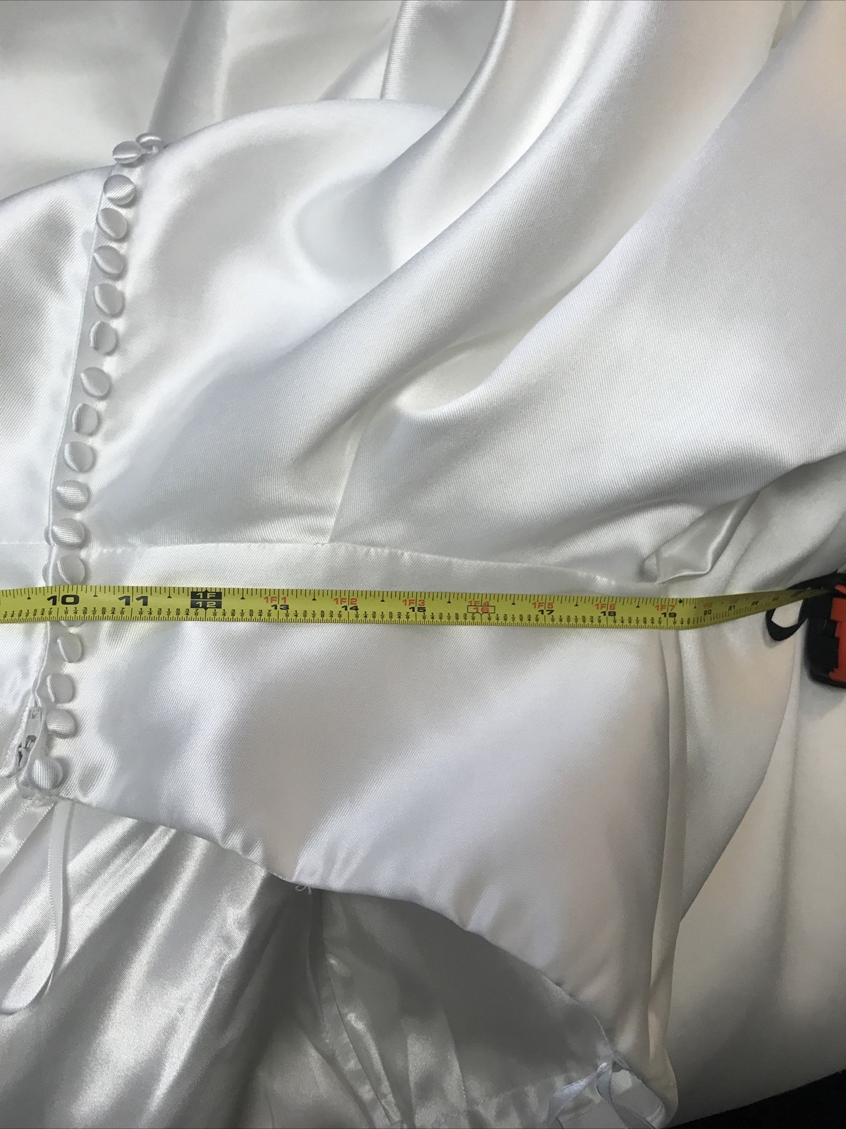 Wedding Dress Strapless Size 20 Buttons Down Back