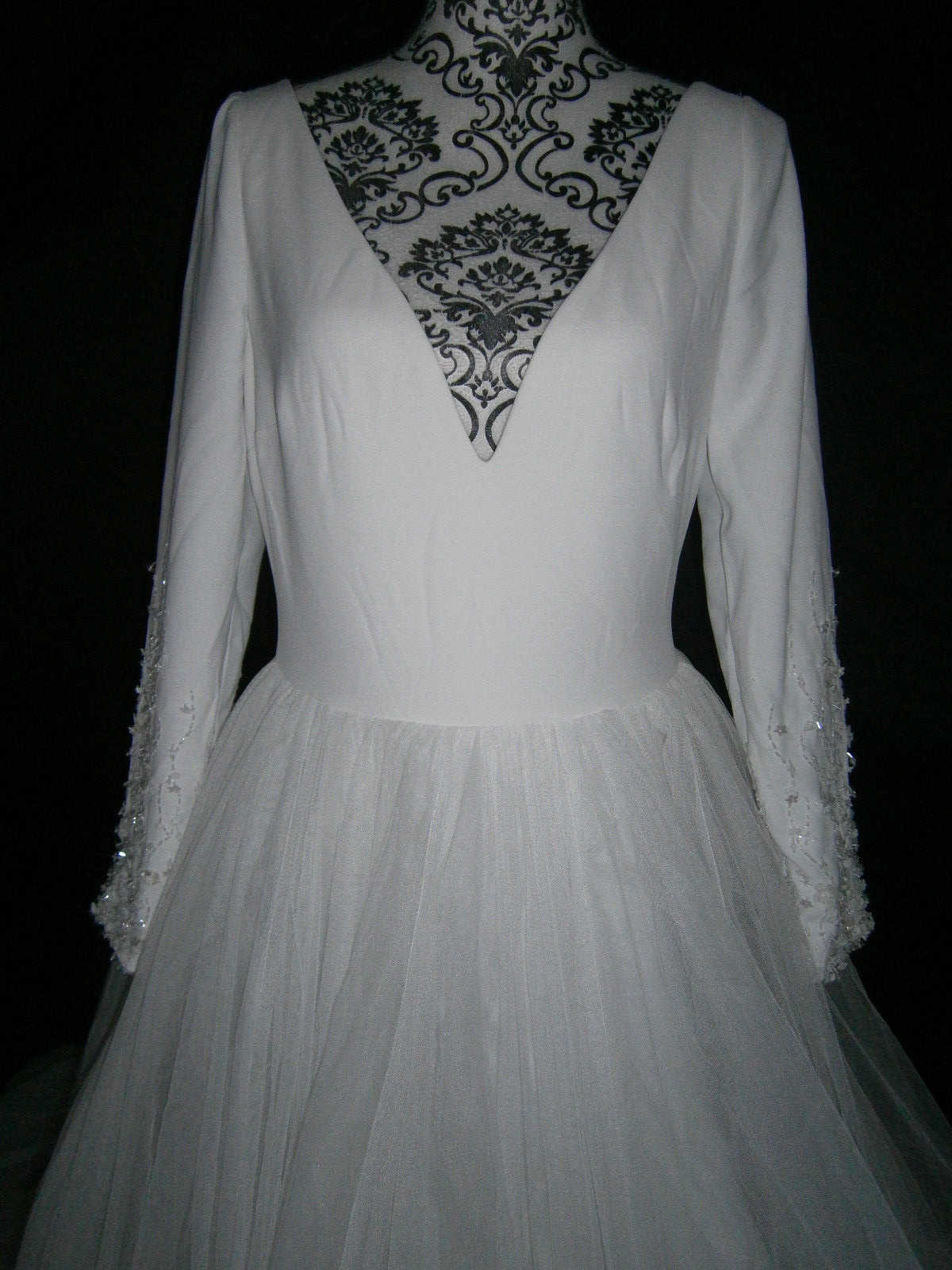 La Sposa Laurus Wedding Dress 12 White Crepe Tulle Sleeves Beaded Plunging V