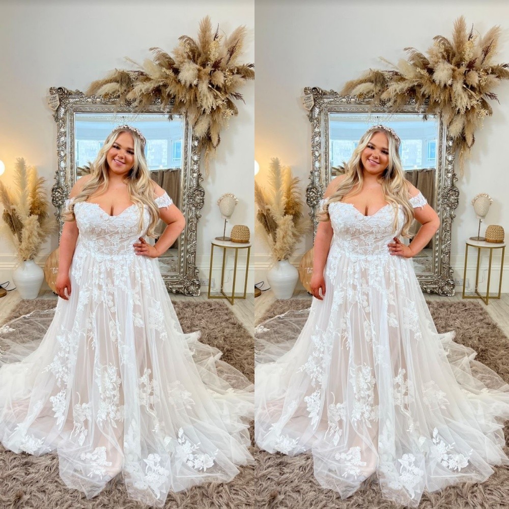 Boho Wedding Dresses Champagne Off Shoulder Lace Appliques Plus Size Bridal Gown