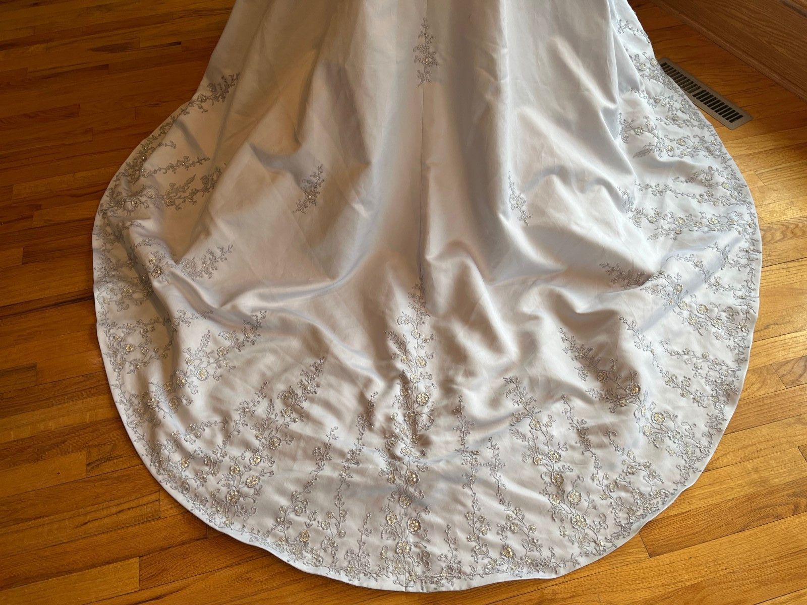 *Casablanca Gray Satin Straps Detachable Train Wedding Gown Bridal Dress Size 14