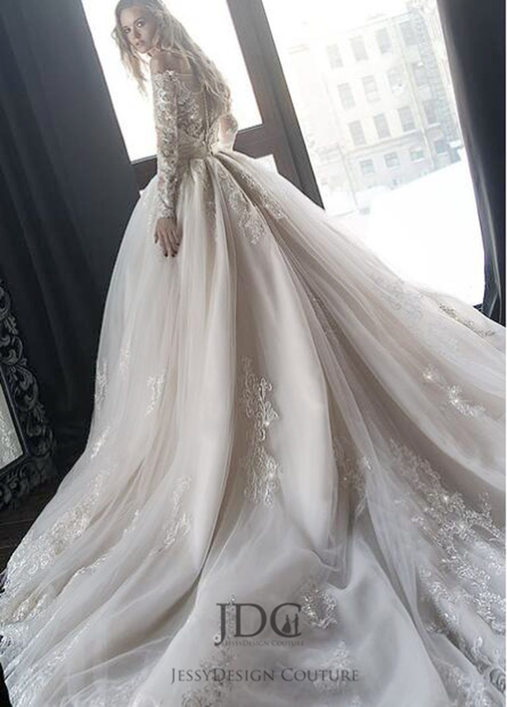 Luxurious lace wedding dress wedding dress 32-60 plus size n.measurement long sleeve beads