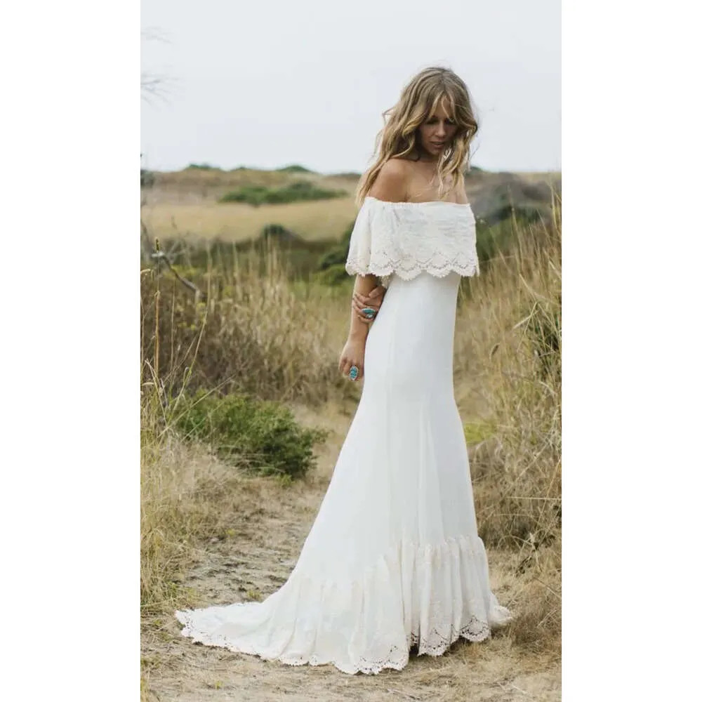 Sexy Boho Wedding Dresses Off The Shoulder Lace Appliques Ruffled Bridal Gowns