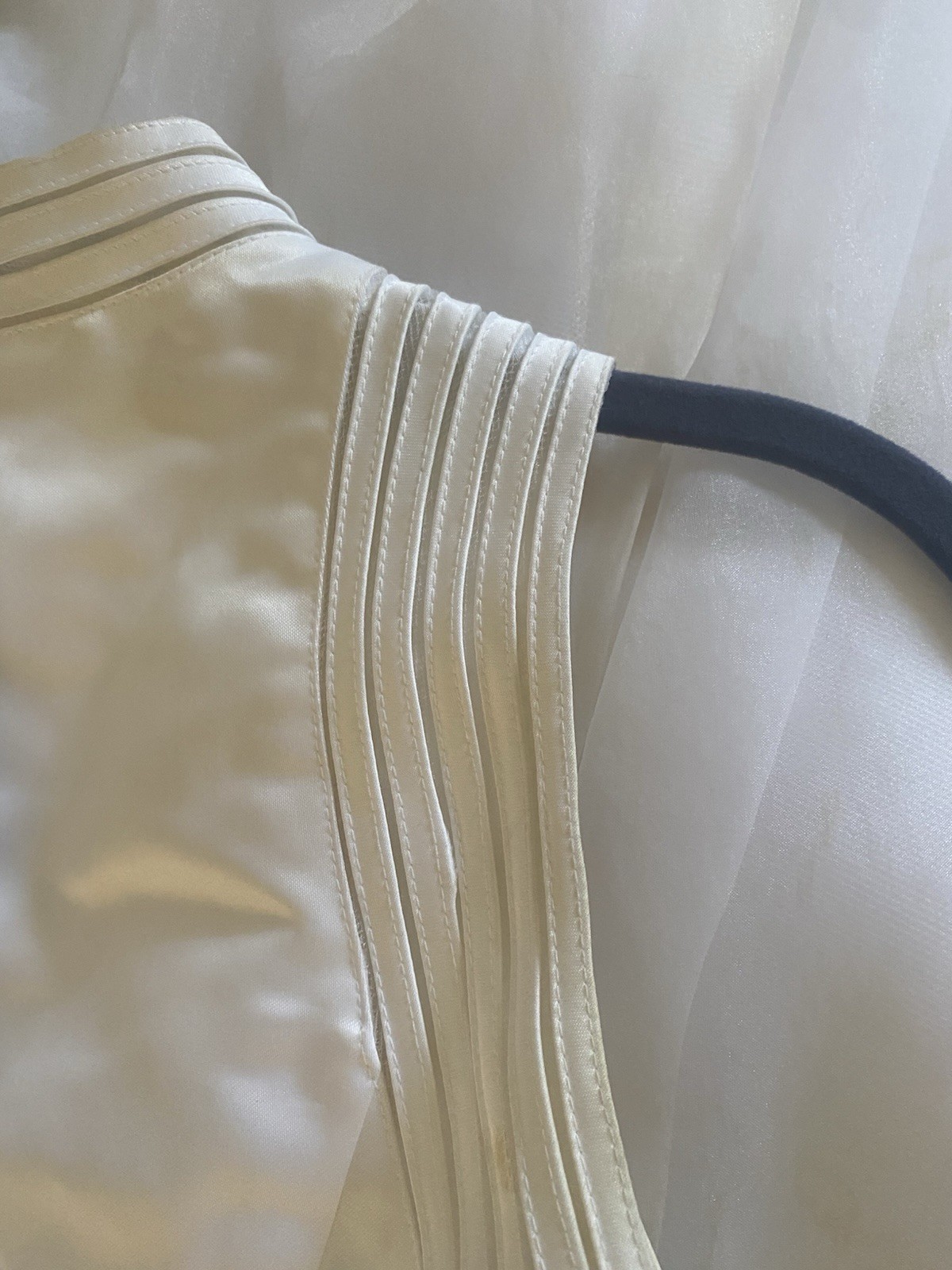 Y2K VTG Halter High Neck Wedding Dress By Forever Yours Size 8 Modern Simplicity