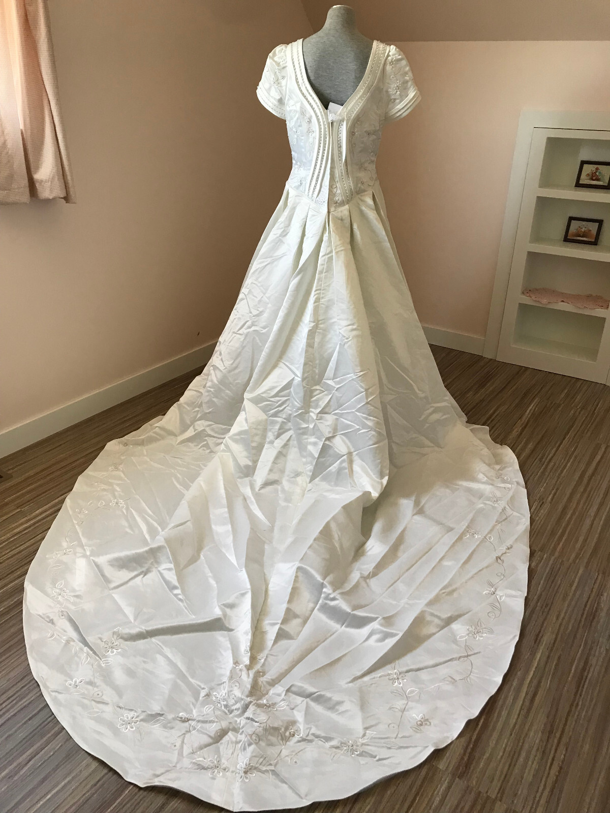 Bridal Originals Embroidered Satin Short Sleeve Wedding Gown Dress w/ Train