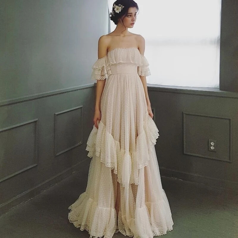 Victorian Wedding Dresses Tiered Lace Ruffle Bridal Gowns Off Shoulder Rustic