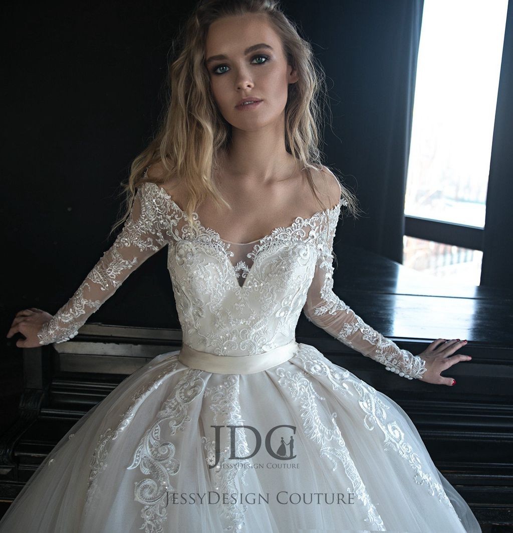 Luxurious lace wedding dress wedding dress 32-60 plus size n.measurement long sleeve beads