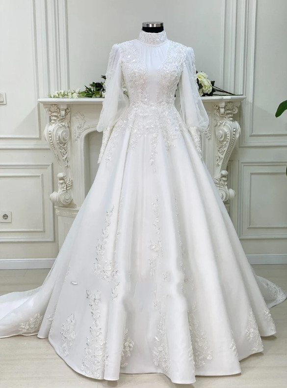 High Neck Puff Sleeve Ballgown Wedding Dress Lace Appliques Modest Bridal Gown