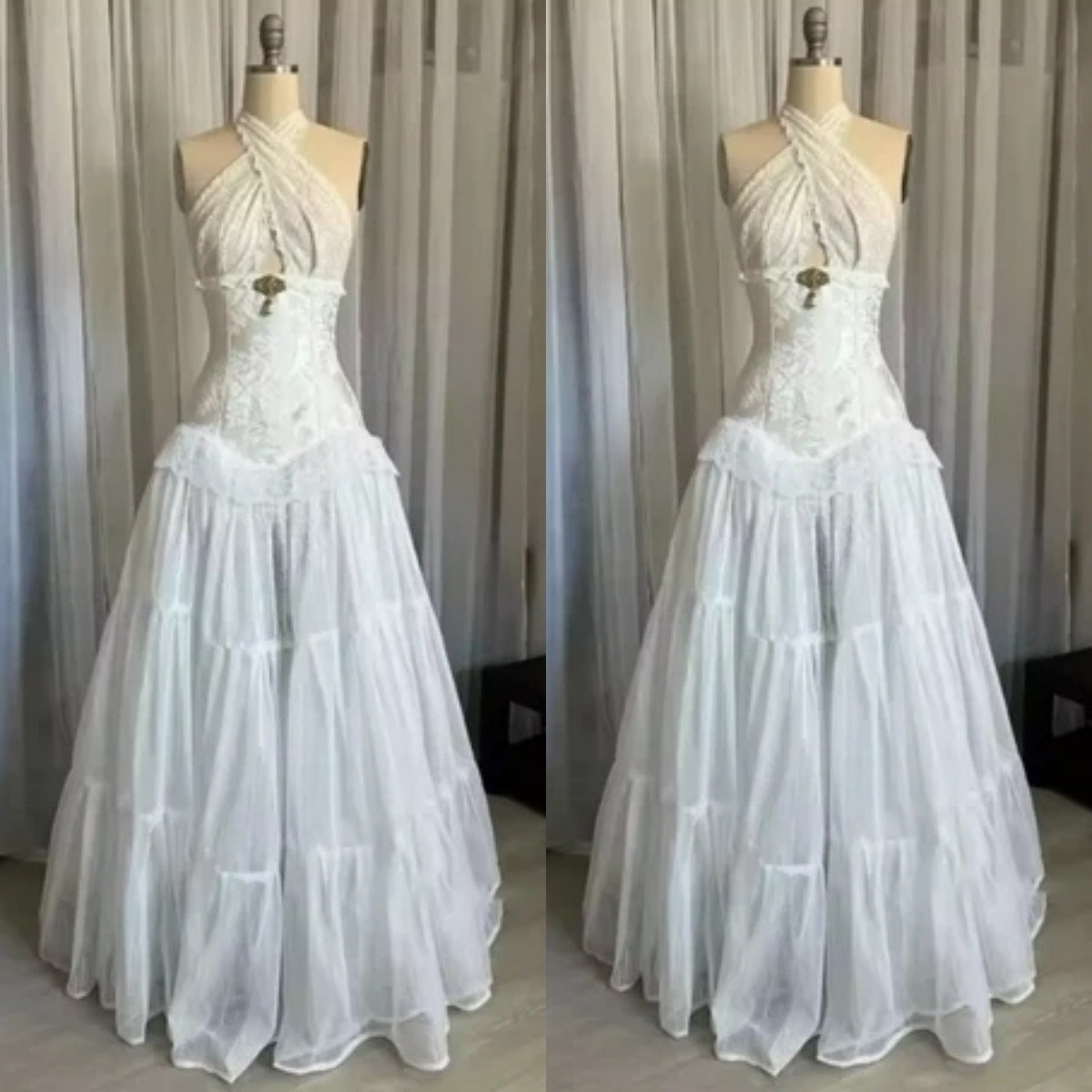 Halter Neck Wedding Dress White Satin Starpless Vintage Full-Length Bridal Gown