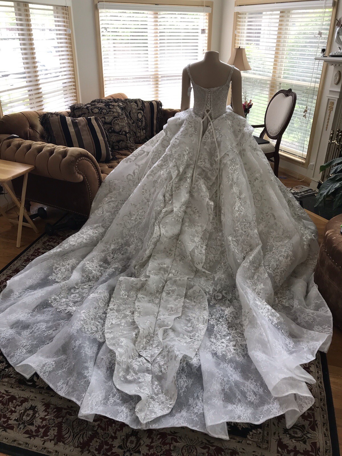 European Princess Wedding Gown. Size 8-12. Corset Tie. Beautiful Long Train