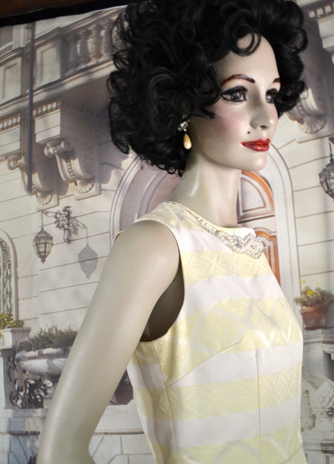 Maggy London Dress Size 8 Yellow White Brocade w/ Pearls Rhinestones New W/ Tags