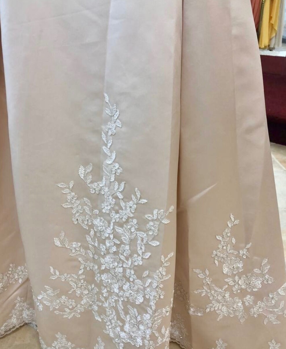 Unaltered Anjolique Wedding Dress Mocha Satin Lace Halter Neck A-Line Skirt Size