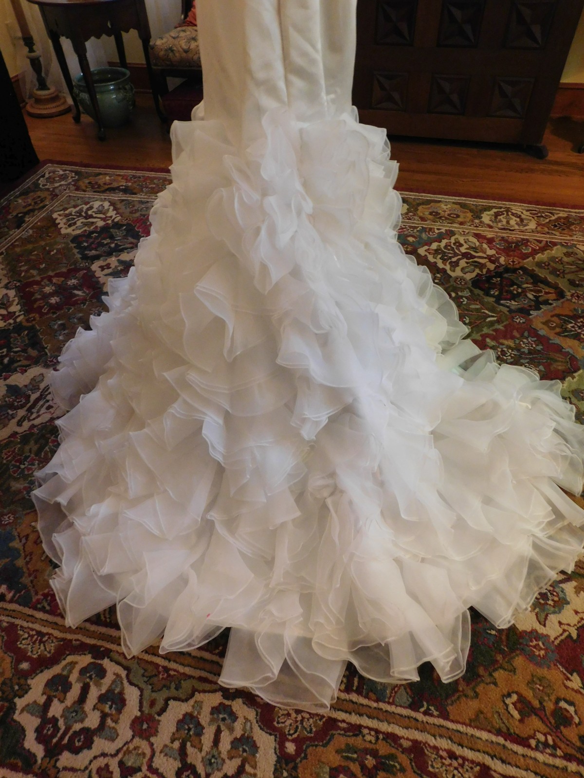 NEW WHITE FITTED W/RUFFLY SKIRT & TRAIN ‘BEDAZZLED” WEDDING GOWN S 2