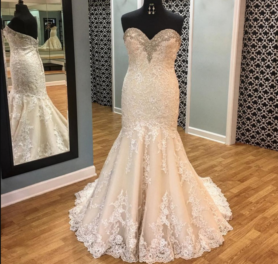 Champagne Mermaid Wedding Dresses Lace Appliques Beaded Crystal Bridal Gowns