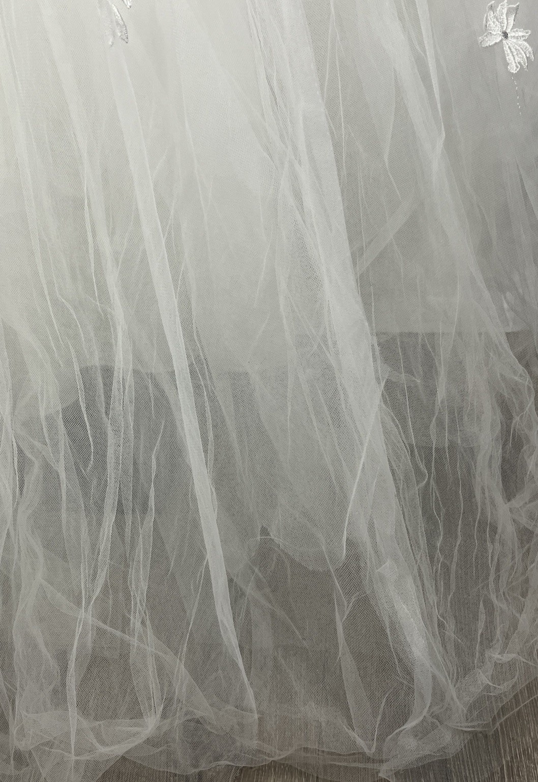 Vintage White Ball Gown Wedding Dress 6 Princess Off Shoulder Tulle Layers 90s