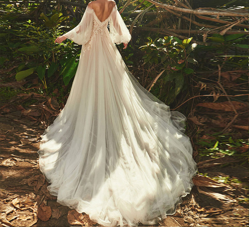 Elegant Tulle Appliques Wedding Dresses Puff Sleeves A-line Bridal Gown Backless