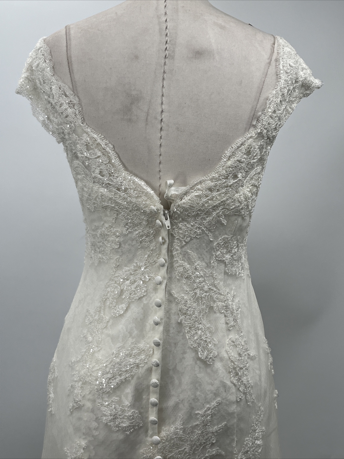 Oleg Cassini Off Shoulder Lace White Wedding Dress Petite Size 6P Style ~7CWG533