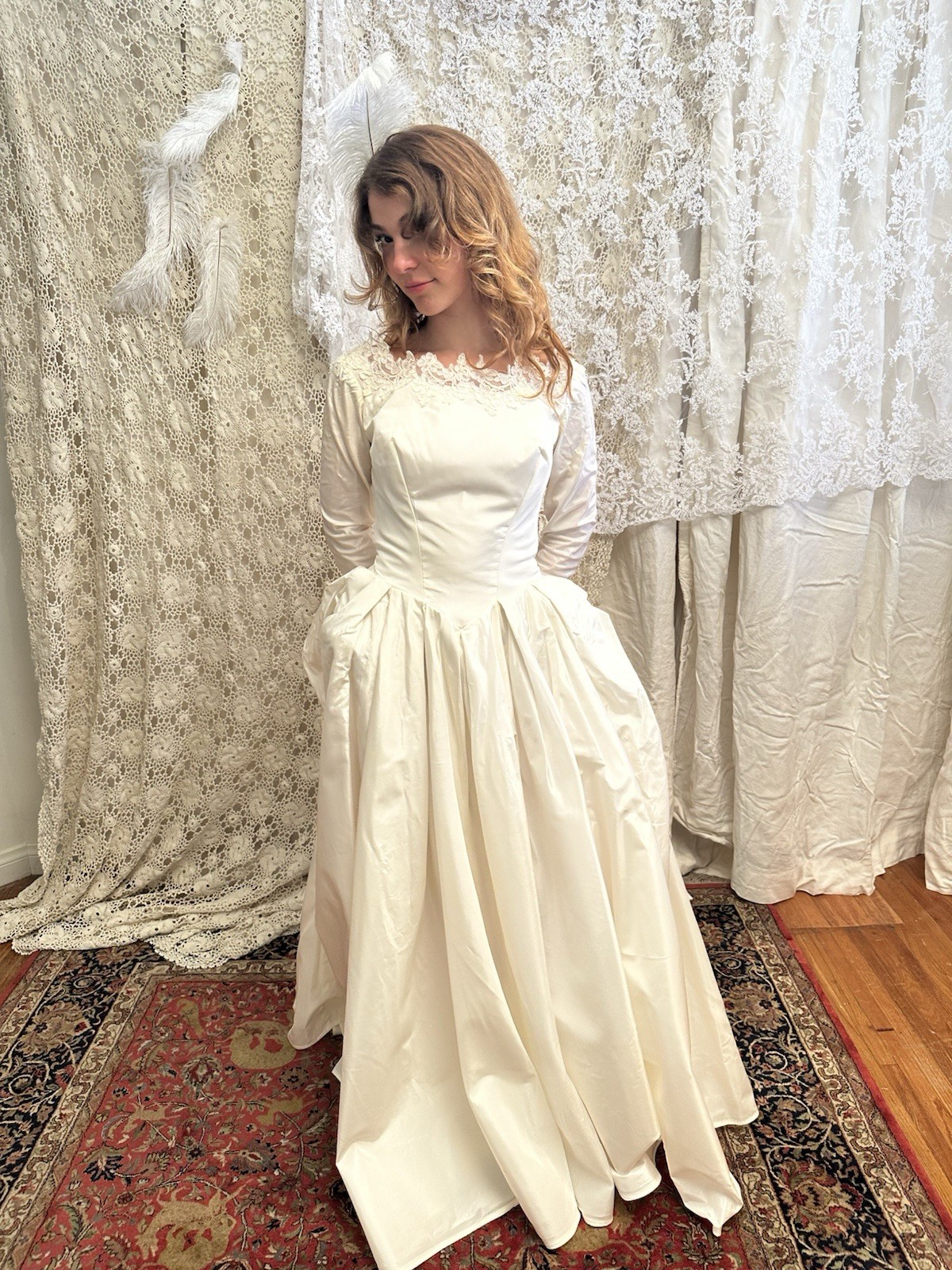 1950s Ivory Lace Square Neck Long Sleeve Ball Gown Full-Length Wedding Dress