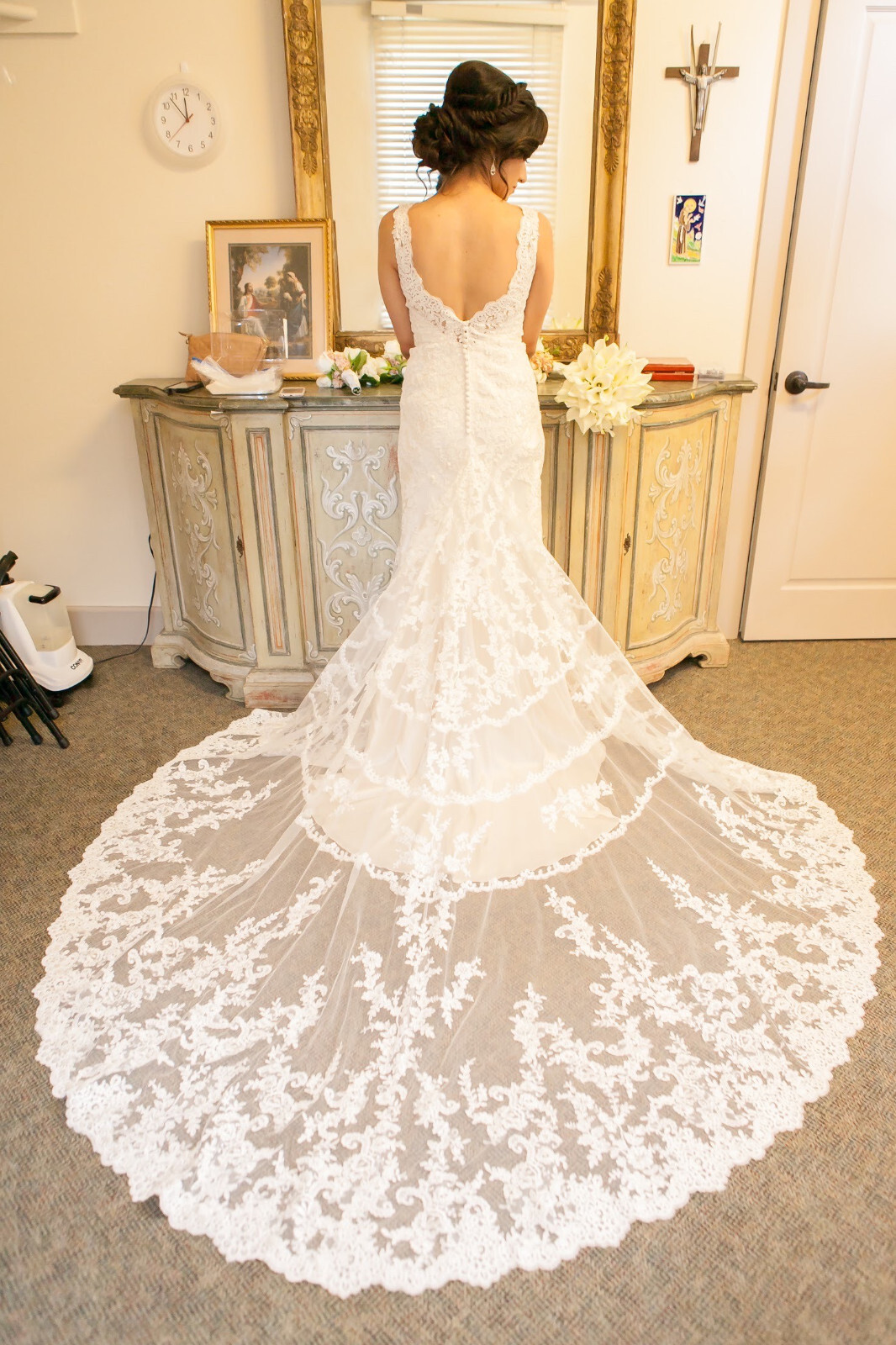 Allure Bridal 6-12 Wedding Dress 9304 Cafe Ivory Lace Illusion Train Open Back