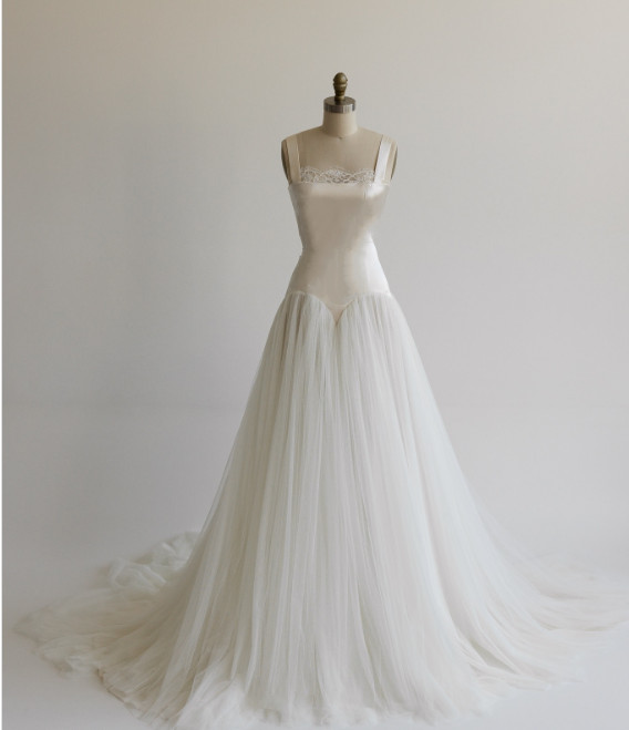 Victorian Wedding Dresses Tulle Vintage 1960s Sleeveless A Line Bridal Gowns