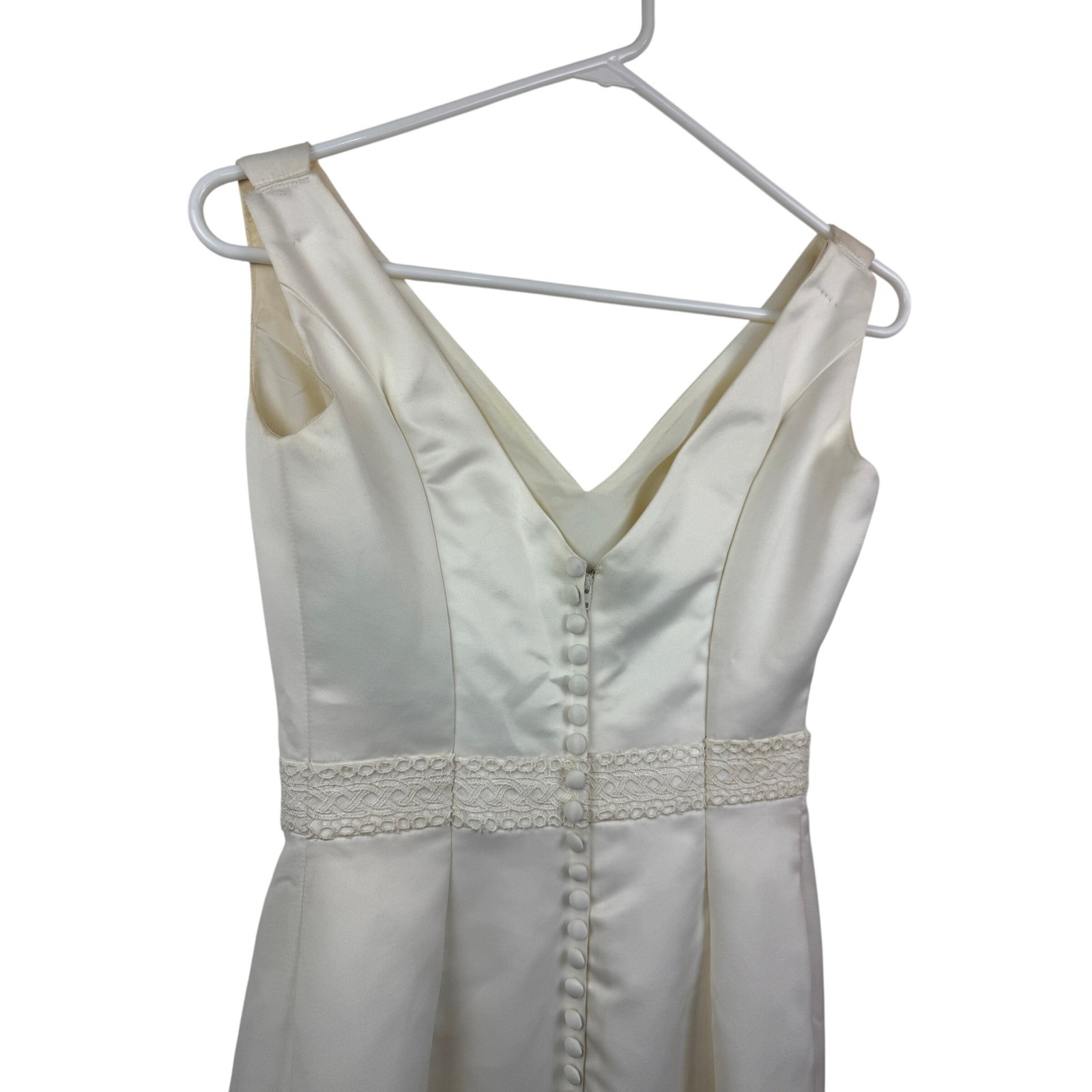 Venus Informals Ivory Satin V-Neck Bridal Gown Wedding Dress Size 2 6236-119