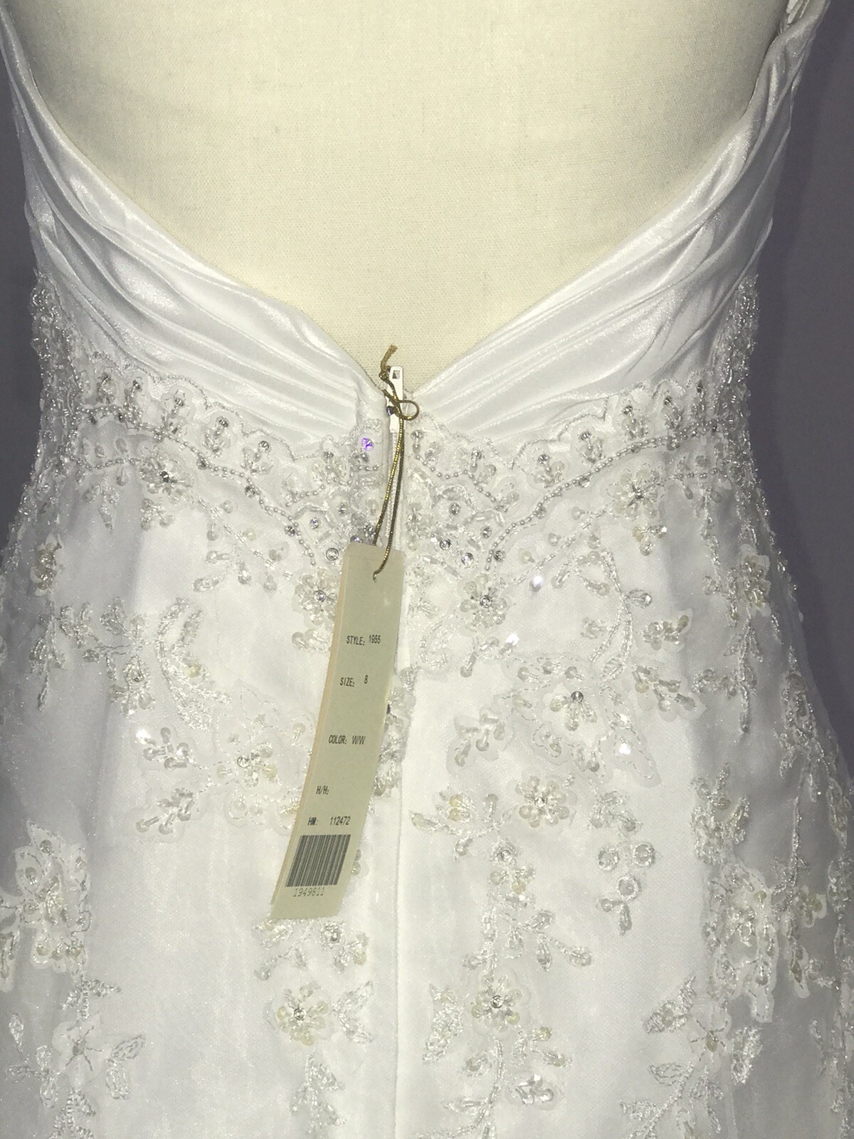 Casablanca White Bridal Gown and Veil Size 8 NWT