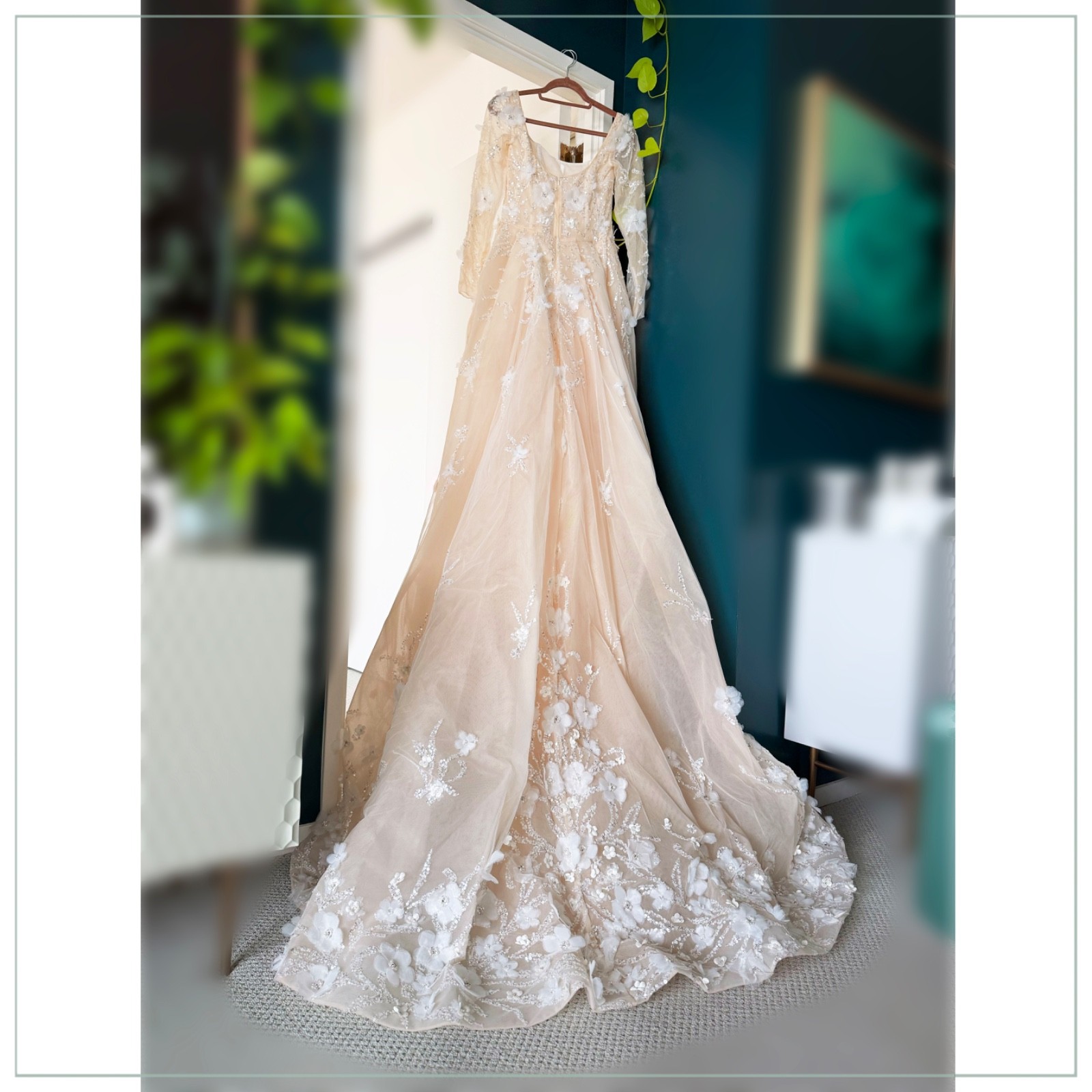 $21,750 Saiid Kobeisy Beaded Crystal Pearl Embellished Tulle Runway Bridal Gown
