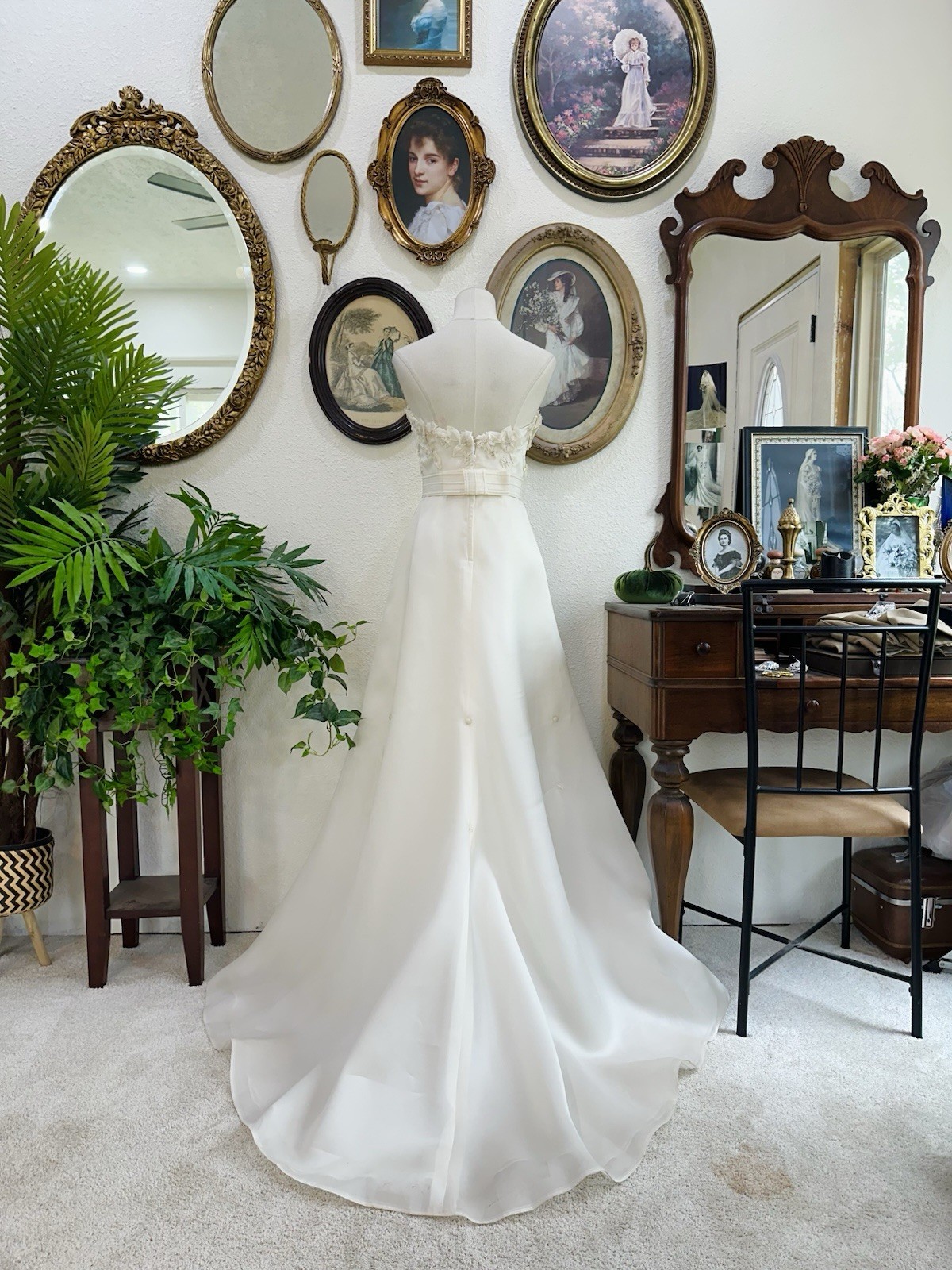 Vintage Watters Brides Ivory Wedding Dress – Strapless A-Line Bridal Gown