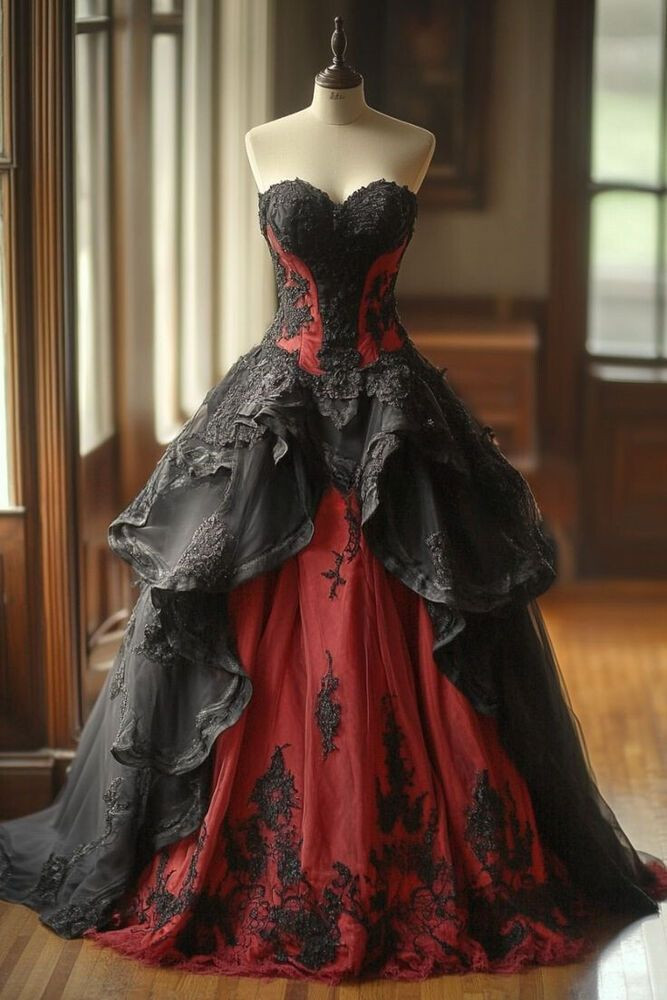 Gothic Wedding Dresses Strapless Black Lace Appliques Full Length Bridal Gowns