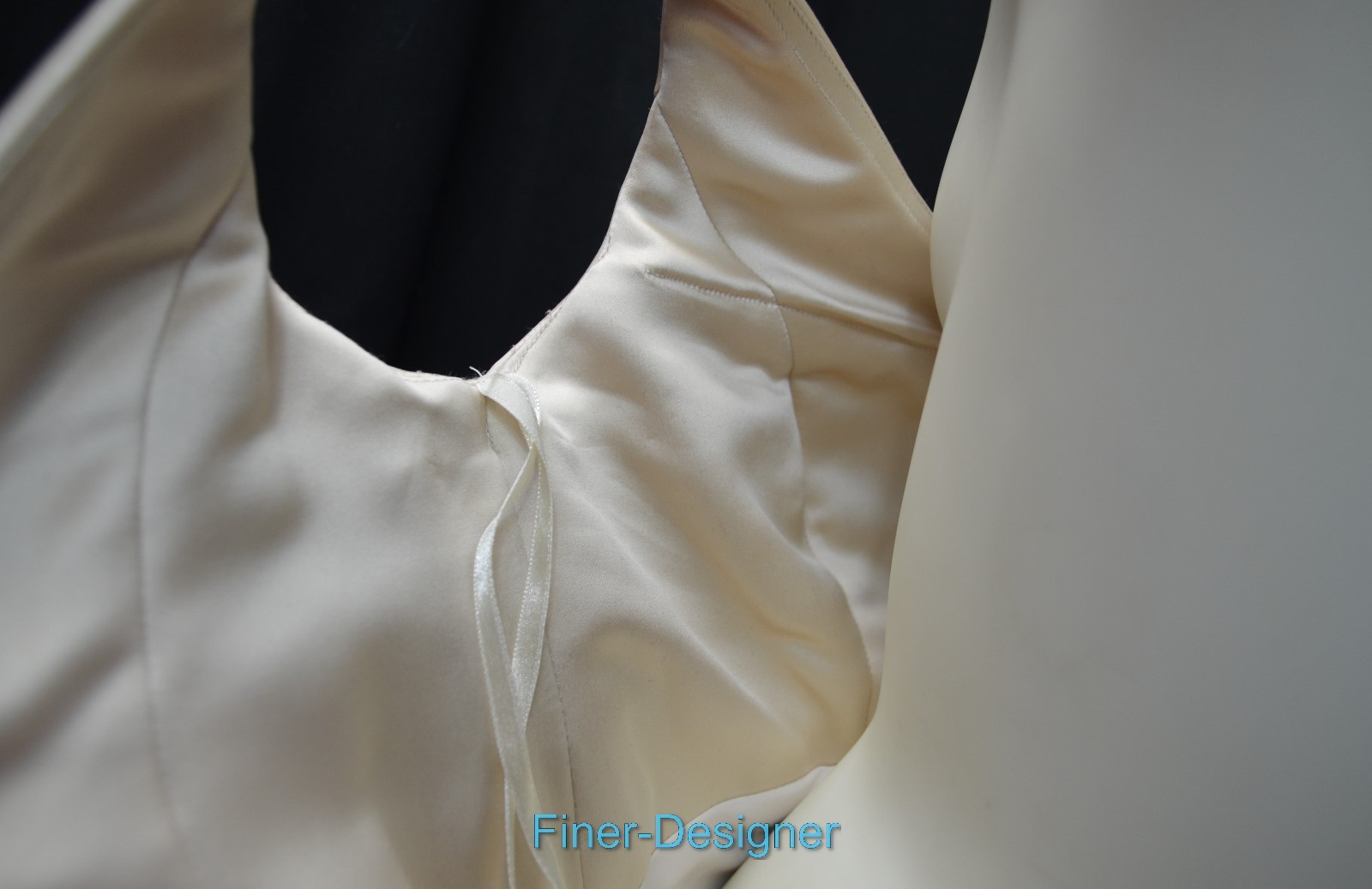 DEMETRIOS BEADED TRUMPET Wedding bridal dress champagne satin sleeveless 10 NEW