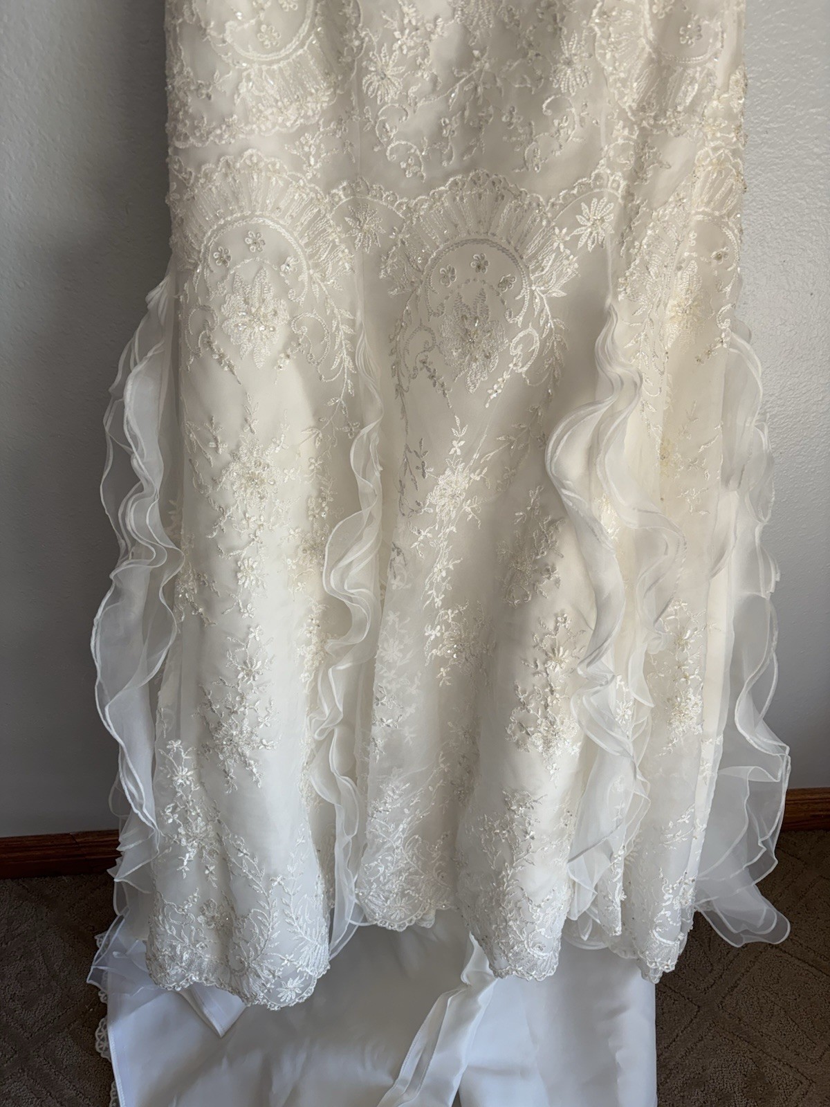 Casablanca Bridal women wedding dress sz 8 Ivory Lace sweetheart Bridal Gown NWT