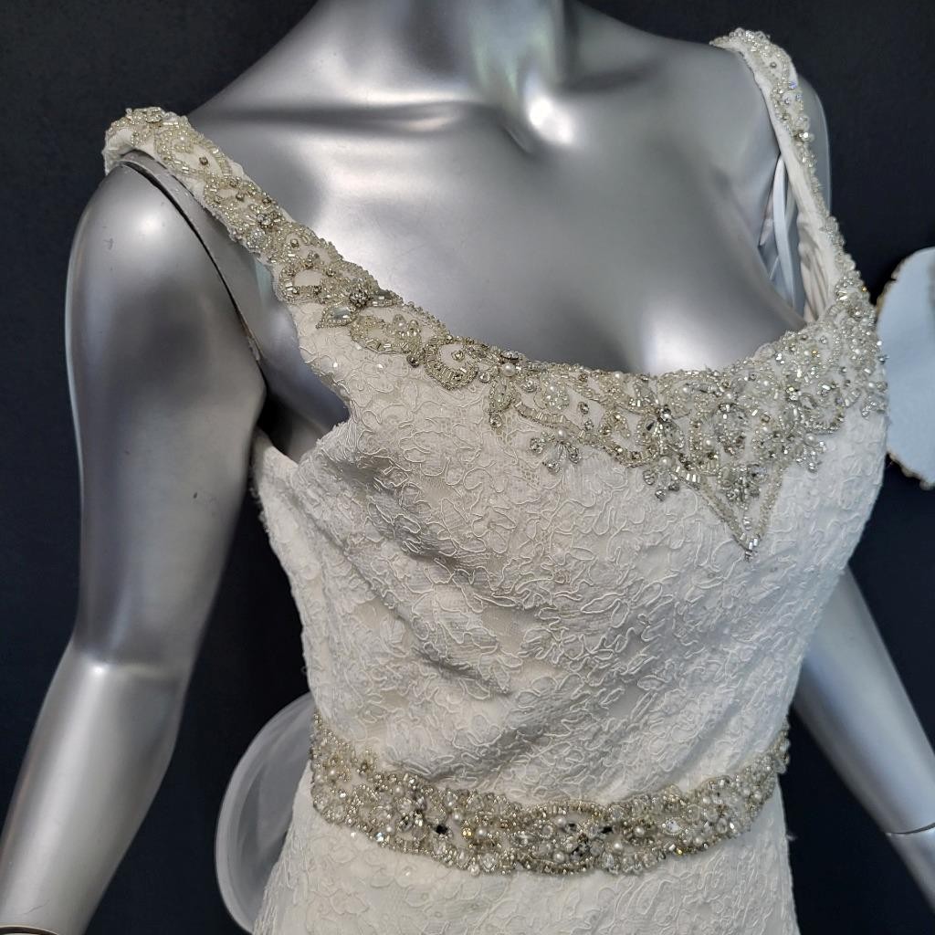NWT~$1355~MORILEE~SZ 6/8~IVORY EMBELLISHED FIT & FLARE WEDDING DRESS GOWN