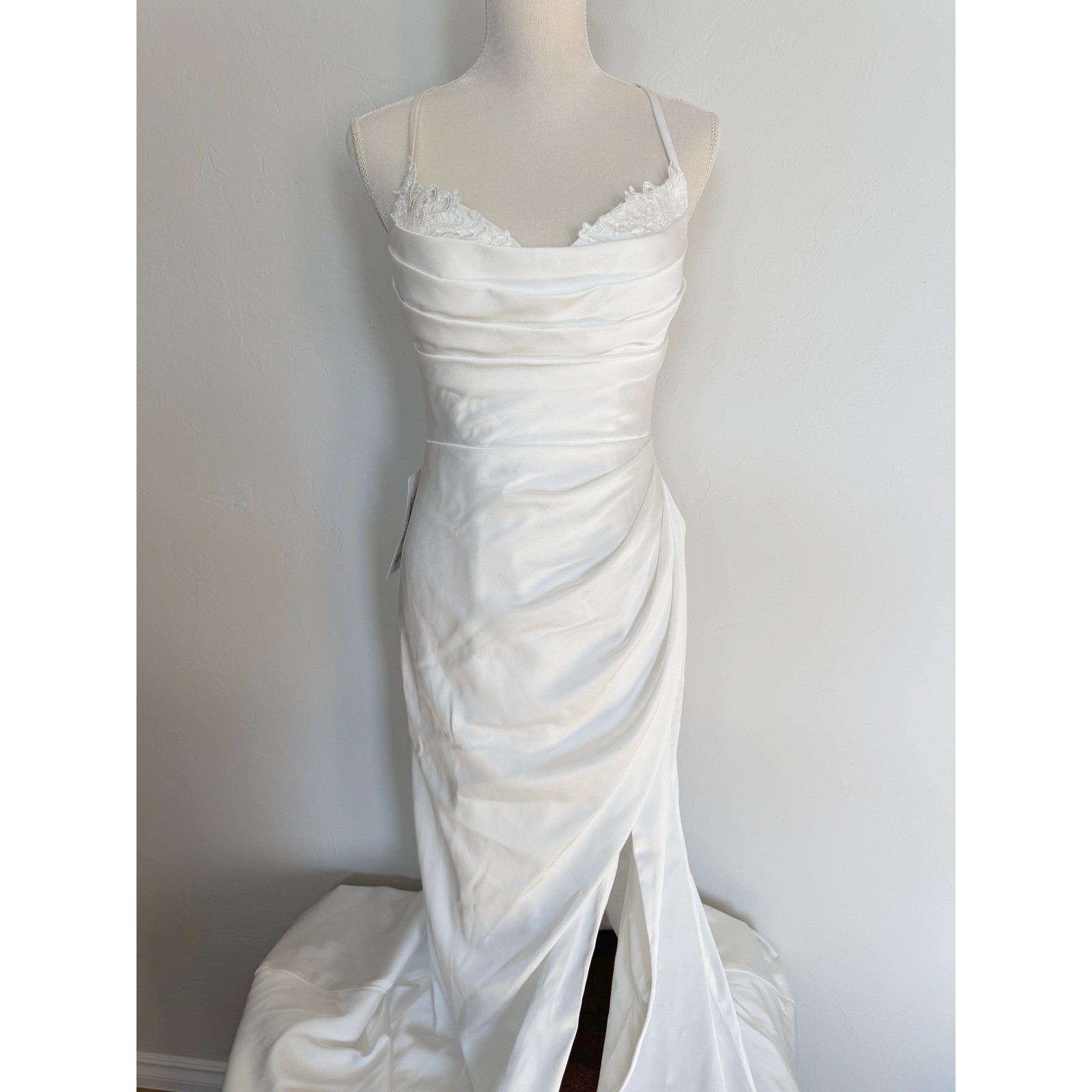 Azazie Wedding Dress 8 Mermaid Slit Lace Train Minimalist Coquette Bridal $339